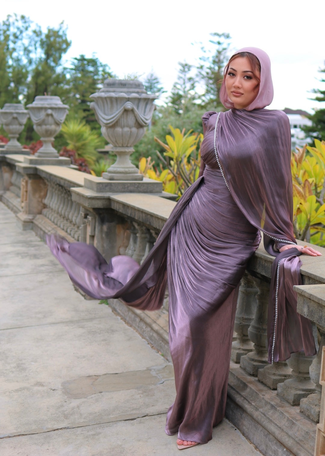 DRESSES