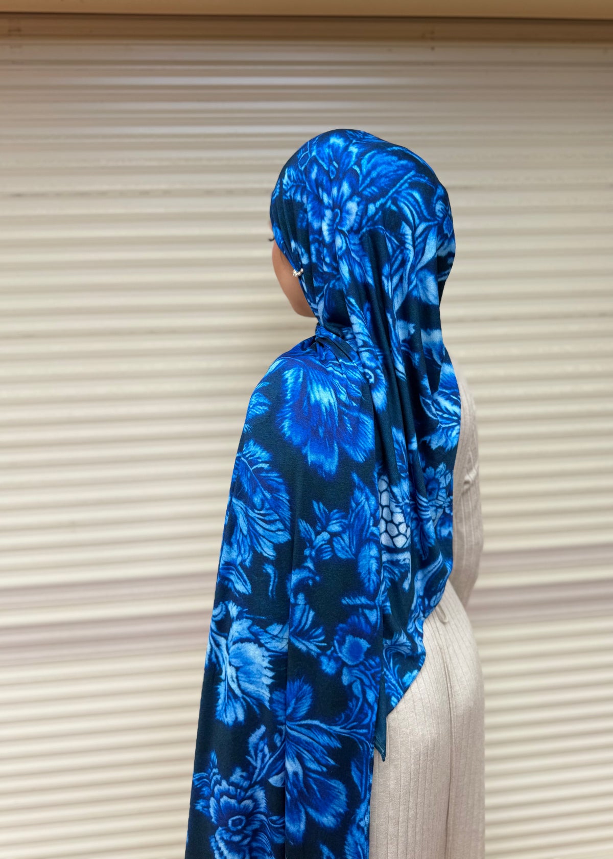 MIDNIGHT ROSE JERSEY HIJAB
