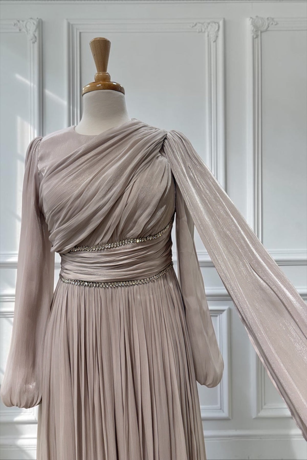 HADIHA DRESS