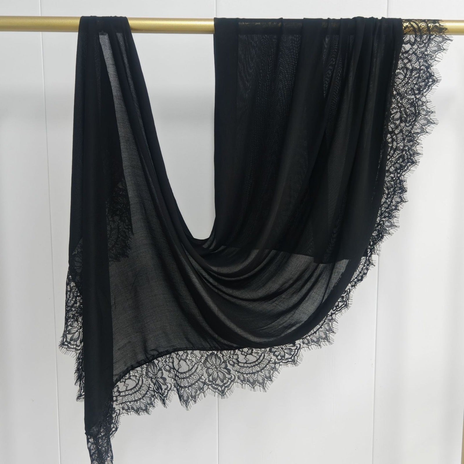 LACE MODAL HIJAB
