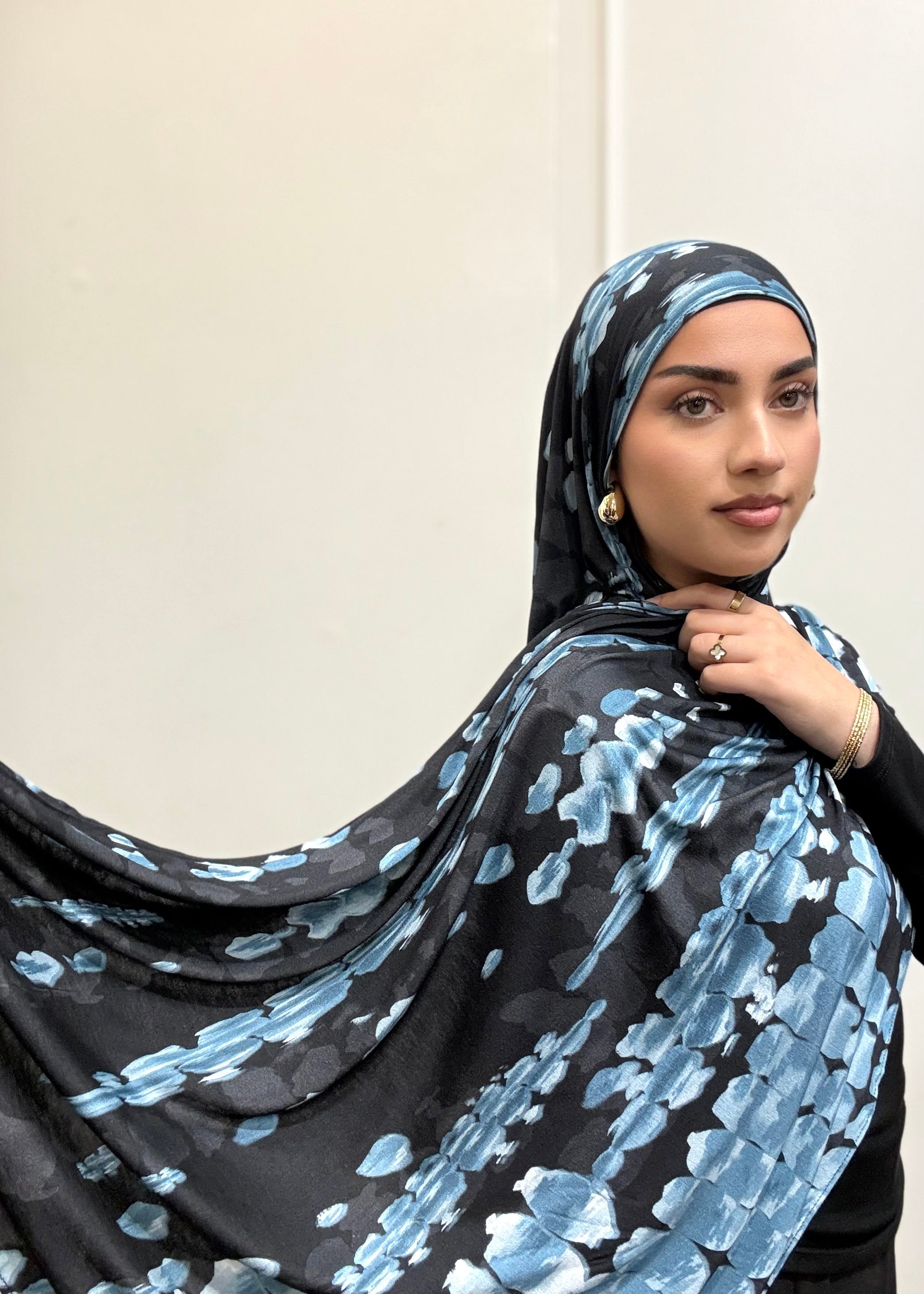 BLUE RIPPLE JERSY HIJAB