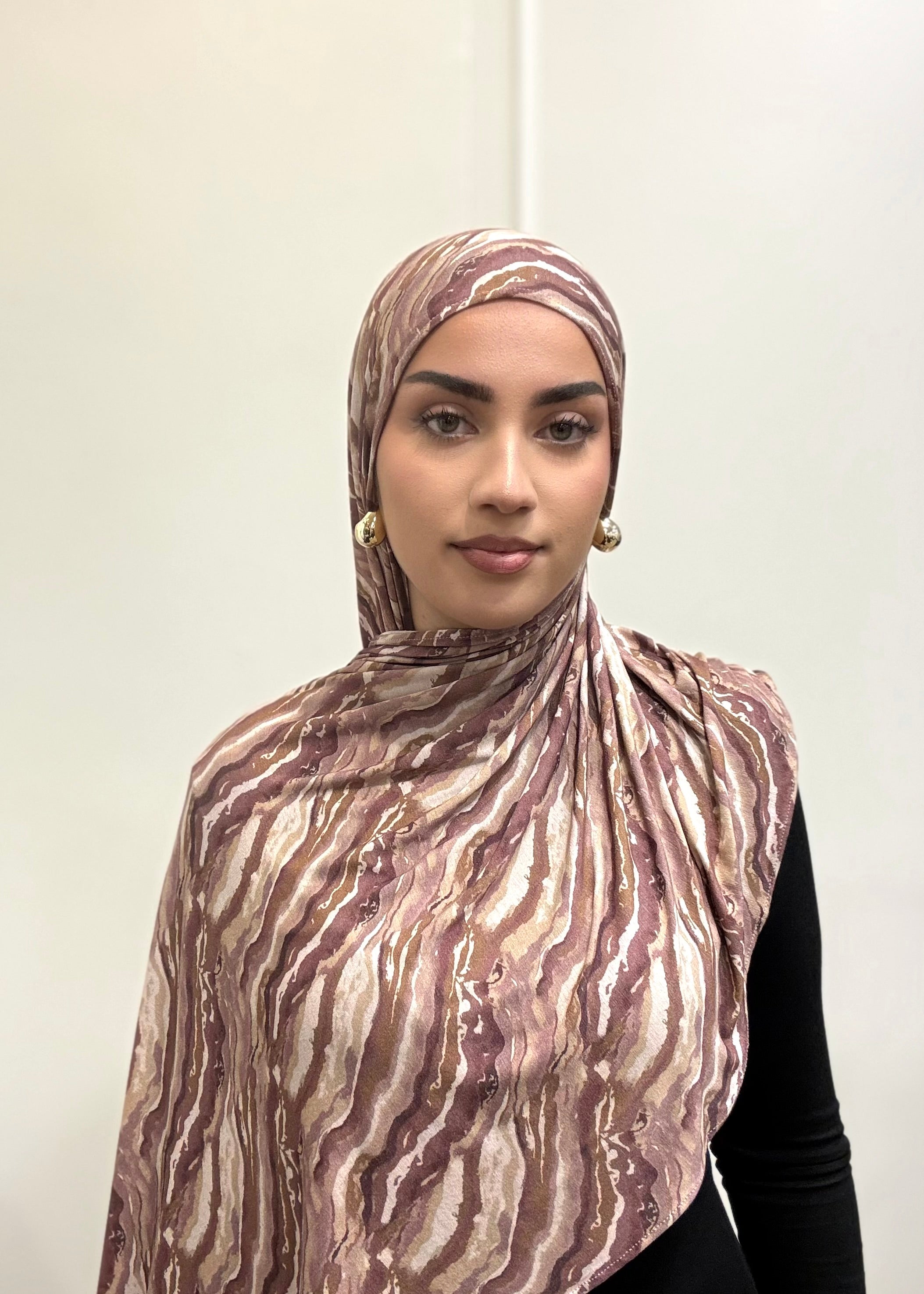 MOCHA STRIPE JERSEY HIJAB