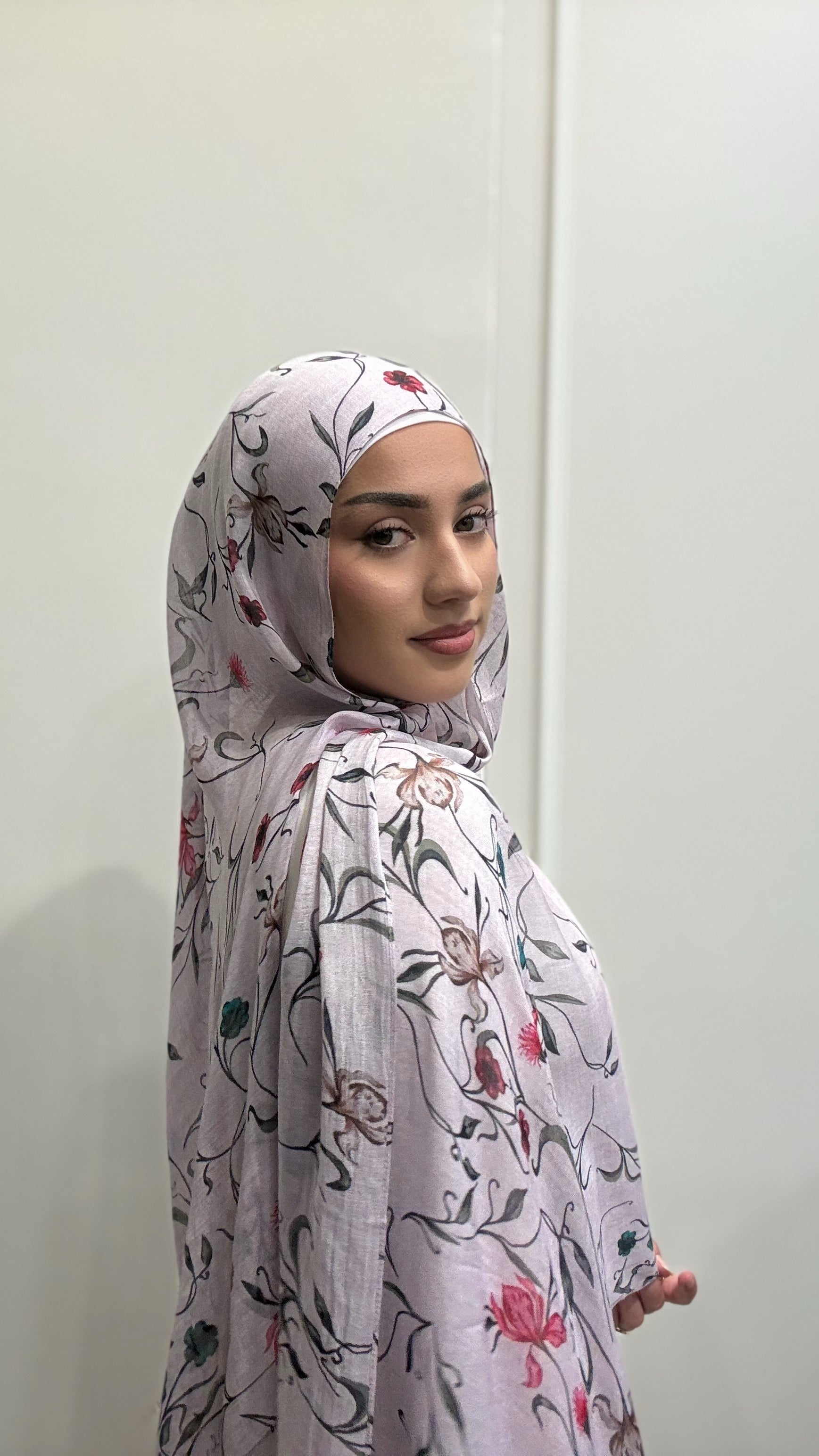FLORAL PRINT MODAL HIJAB