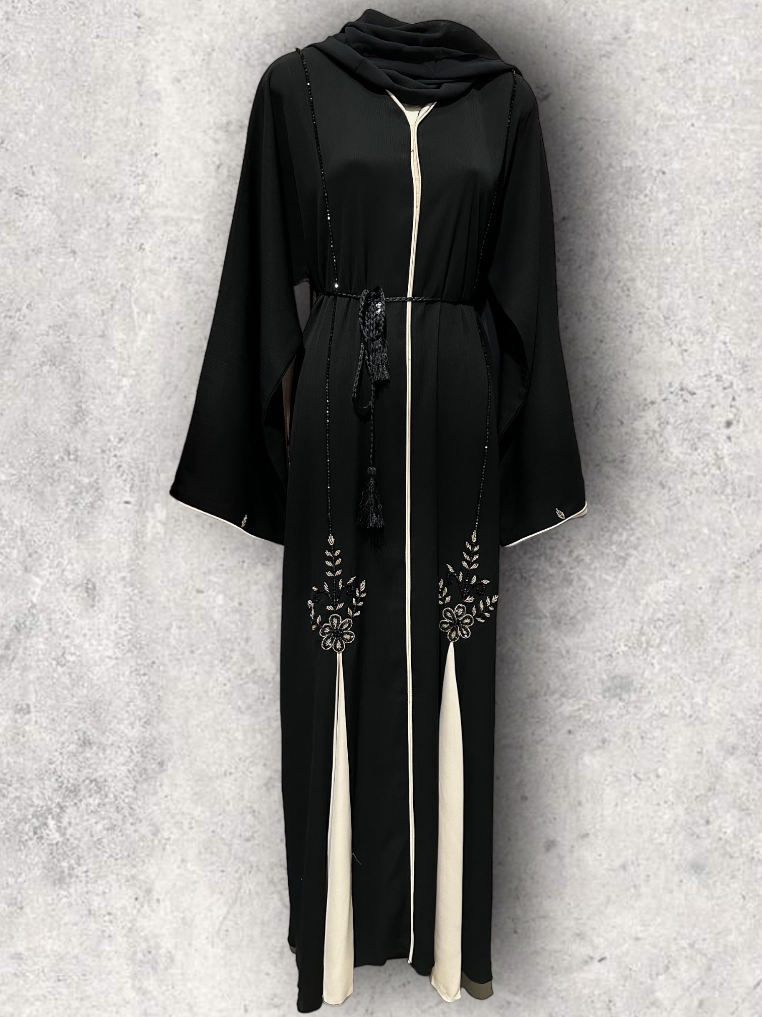 HANIN CLOSED ABAYA