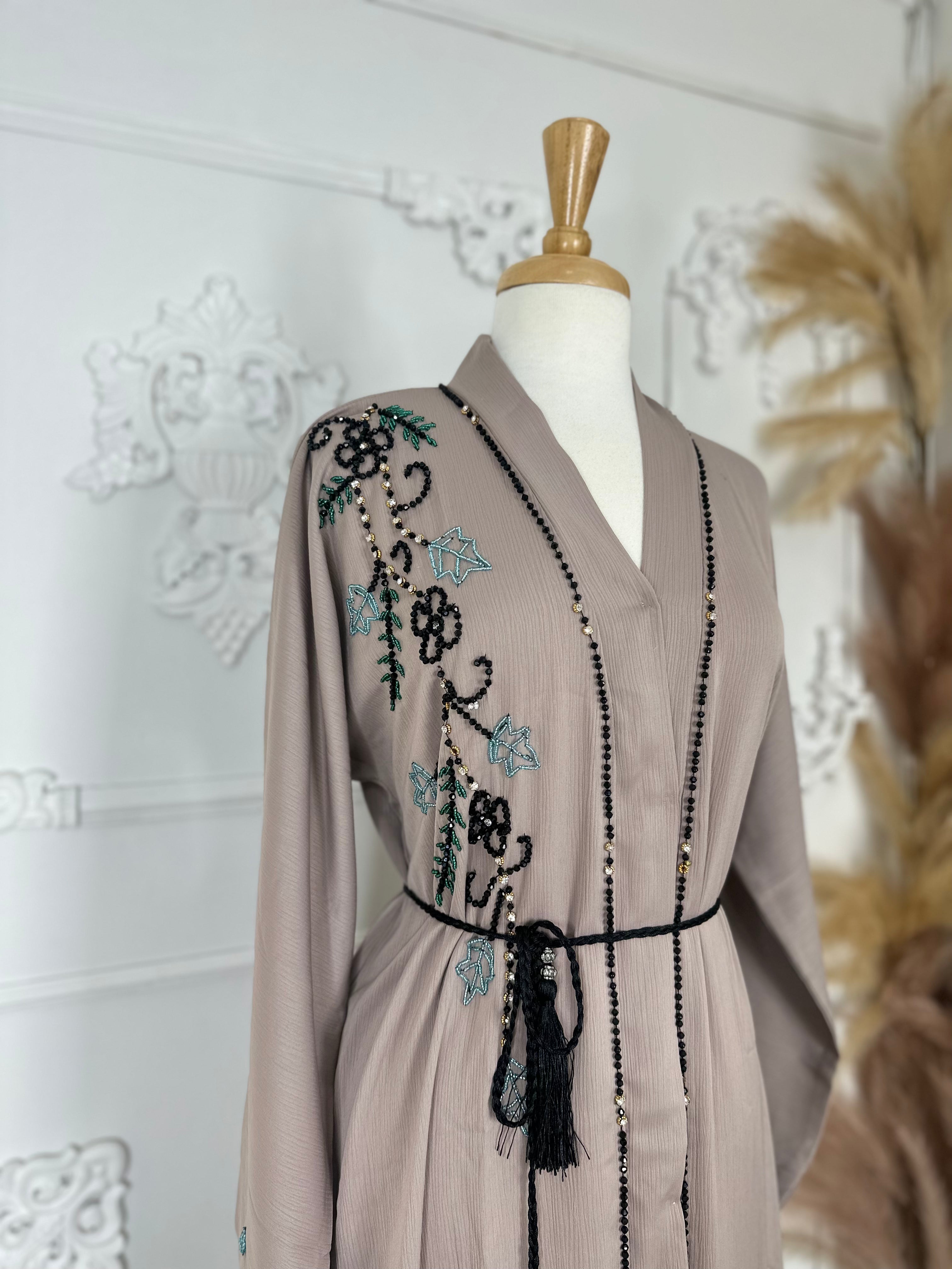 NURA ABAYA