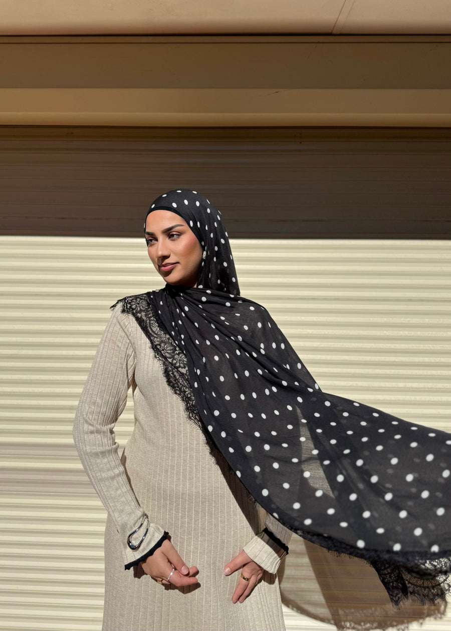 BLACK / B POLKA DOT MODAL
