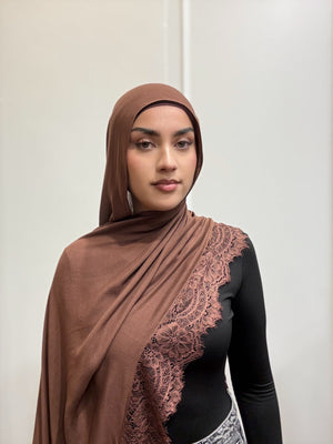 BRONZE LACE MODAL