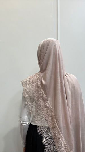 MODAL LARGE LACE
