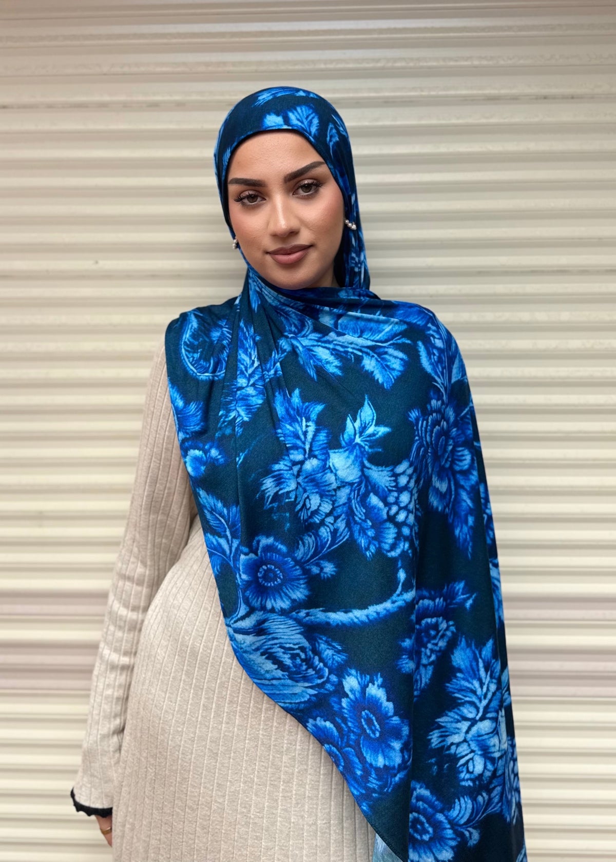 MIDNIGHT ROSE JERSEY HIJAB