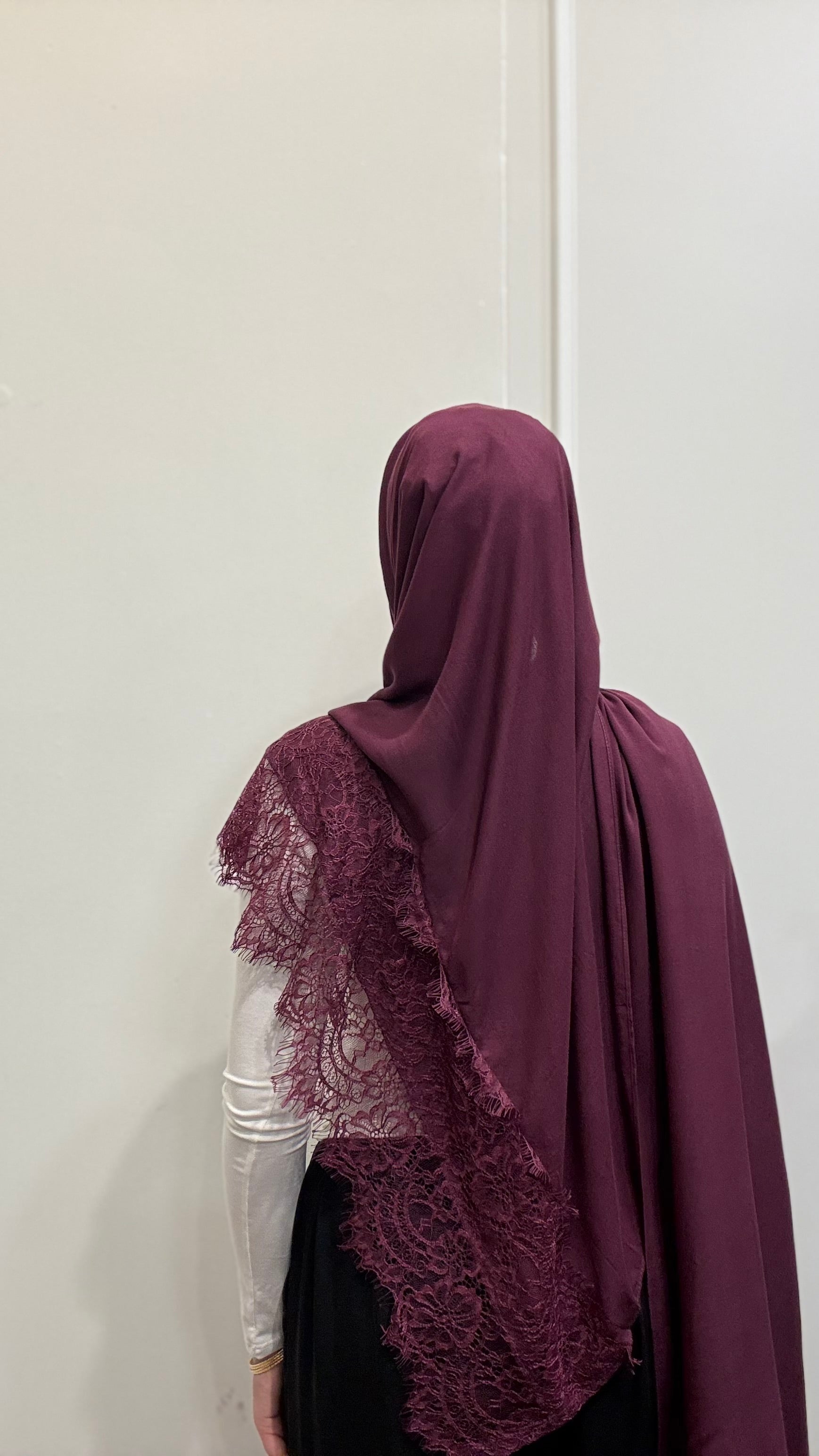 MODAL LARGE LACE