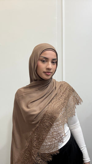 MODAL LARGE LACE