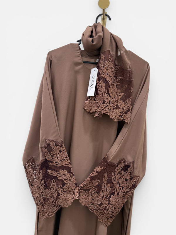 LILIANA CLOSED ABAYA