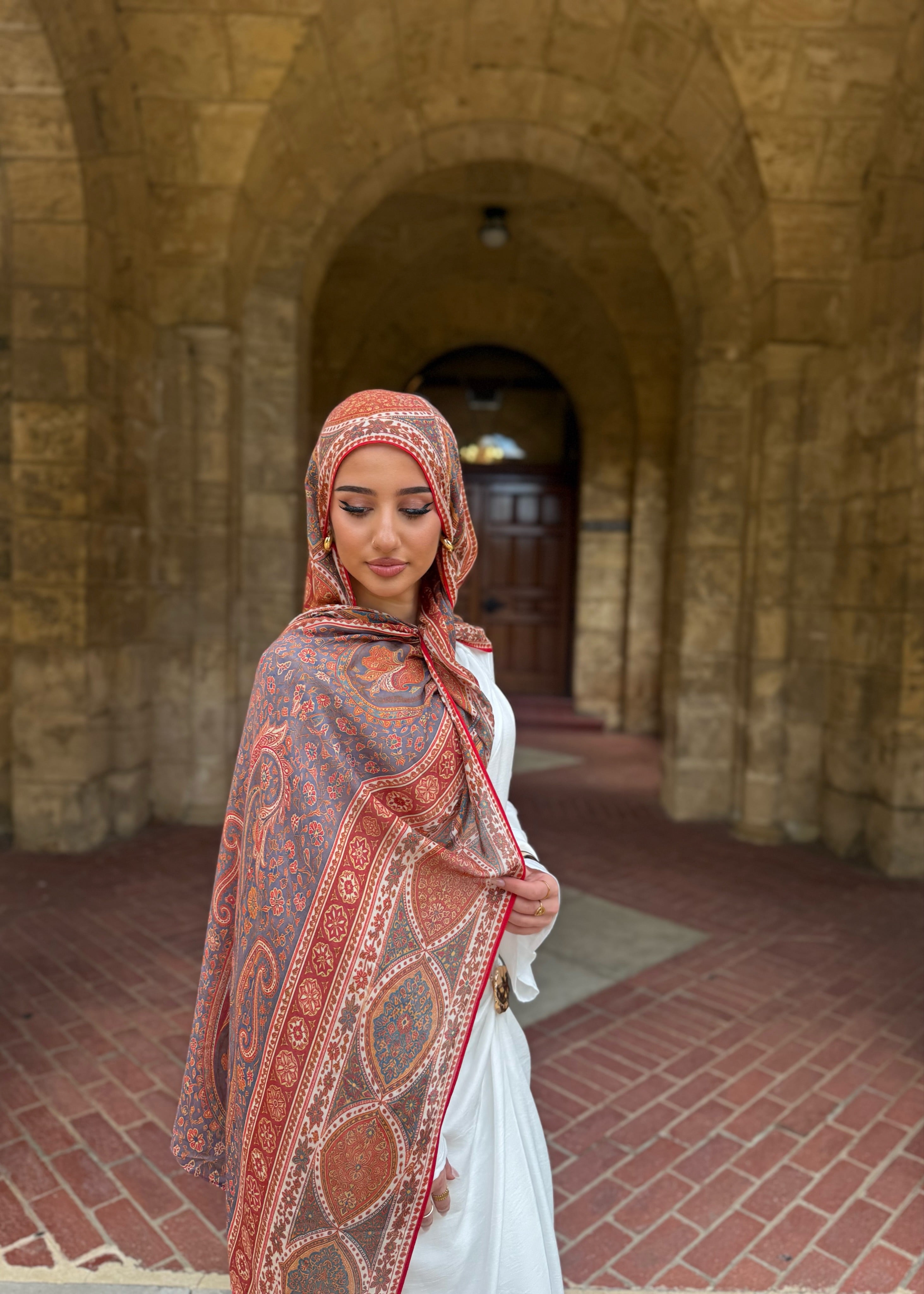 NOOR PASHMINA MODAL