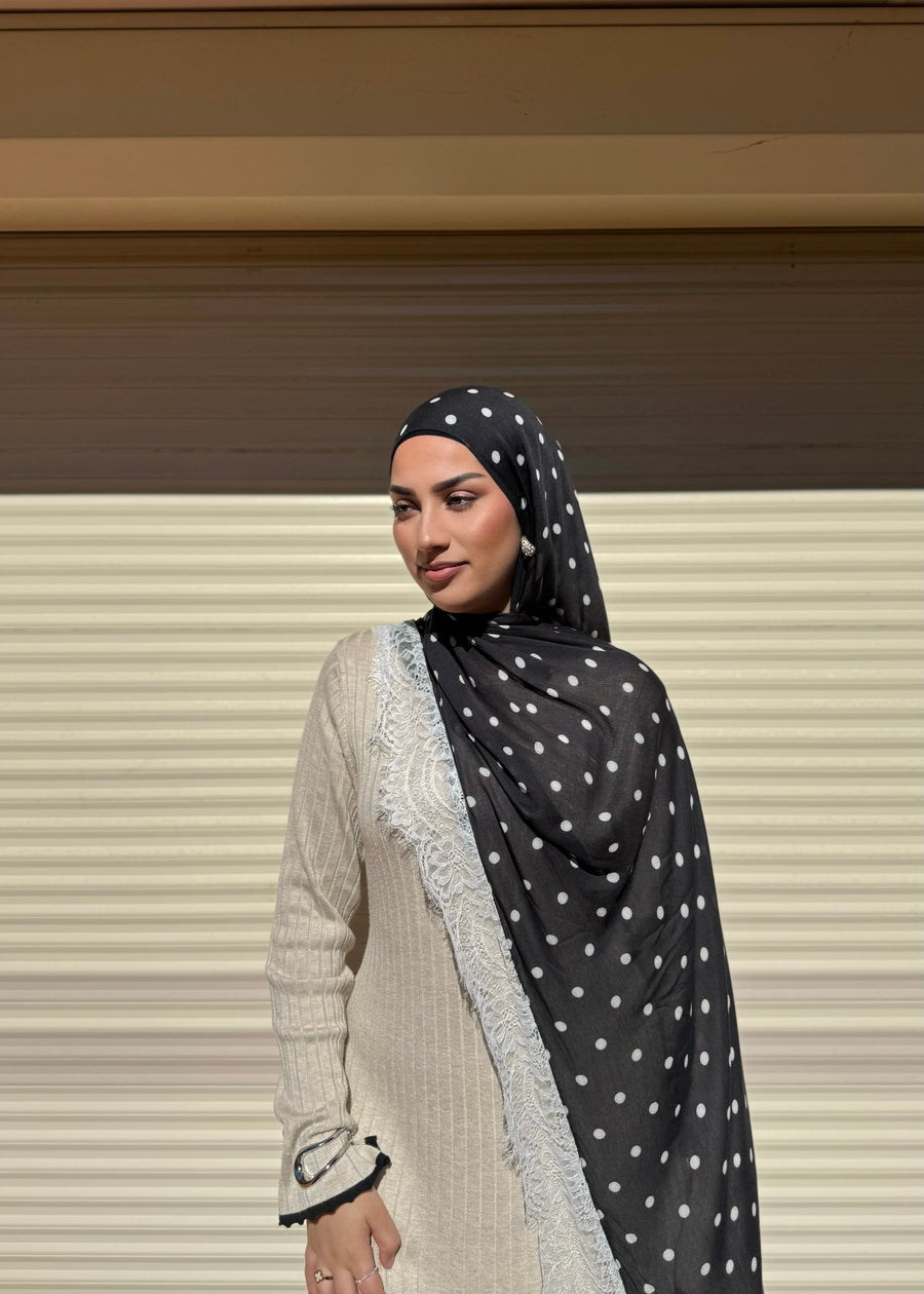 BLACK / W POLKA DOT MODAL