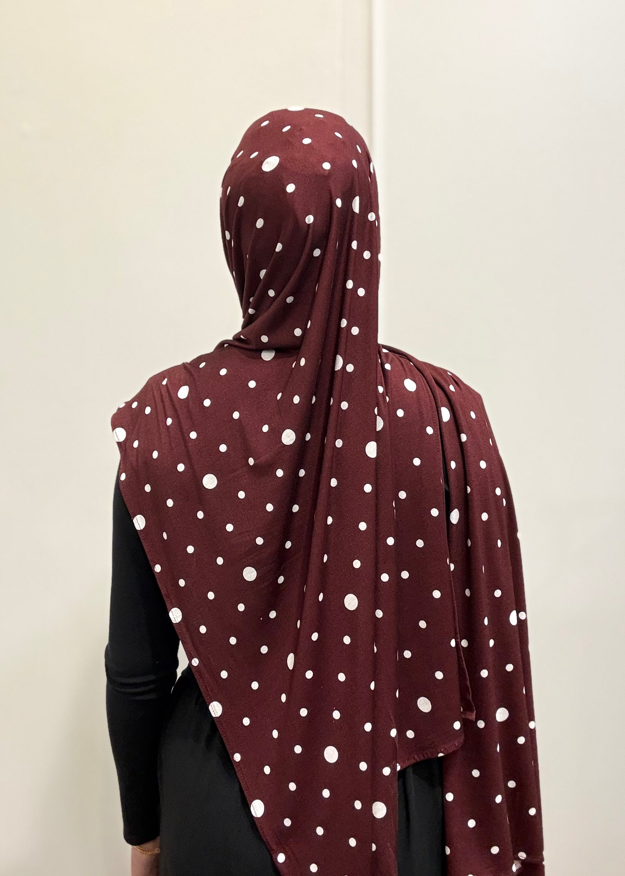 PLUM POLKA DOT JERSEY HIJAB