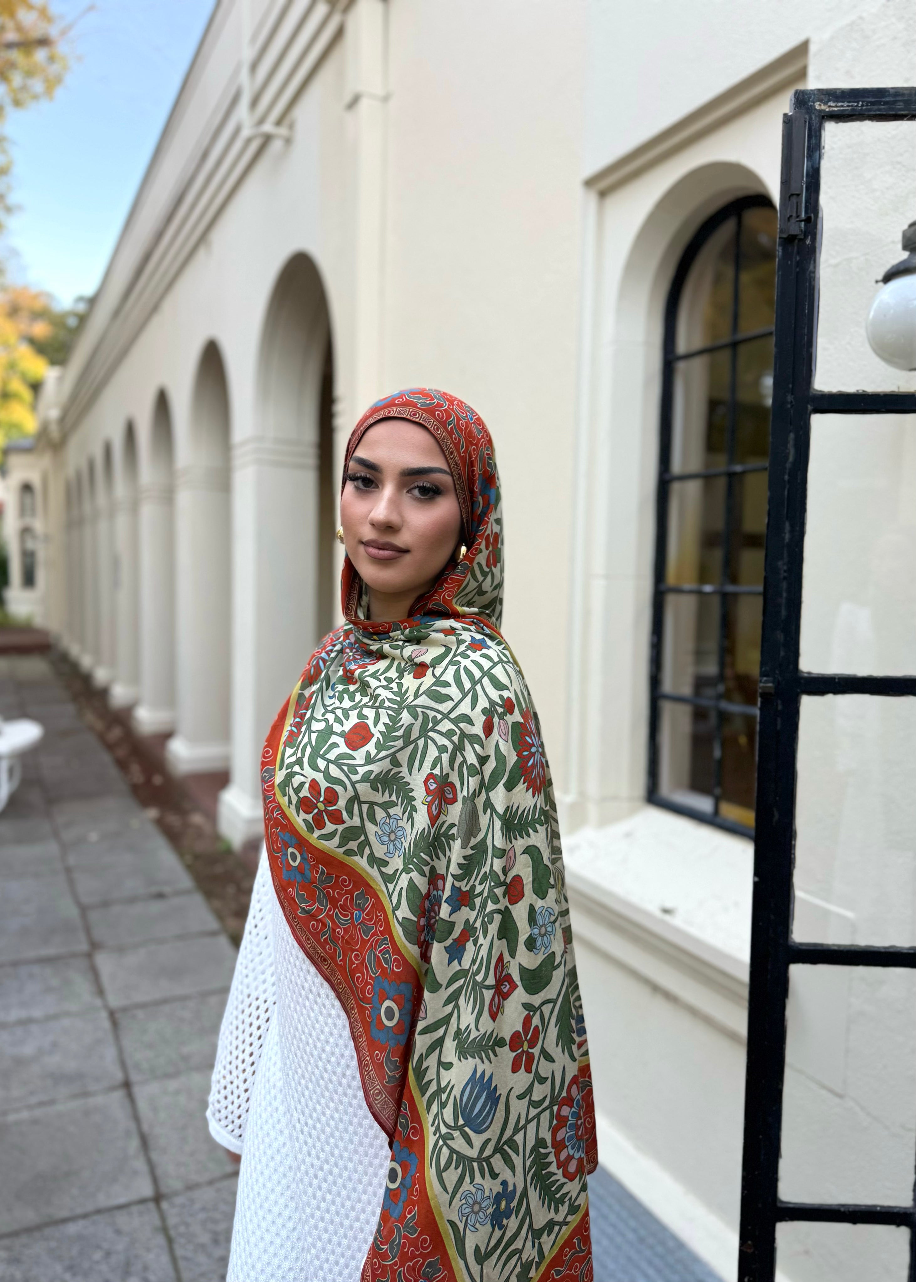 ANATOLIAN GARDEN MODAL