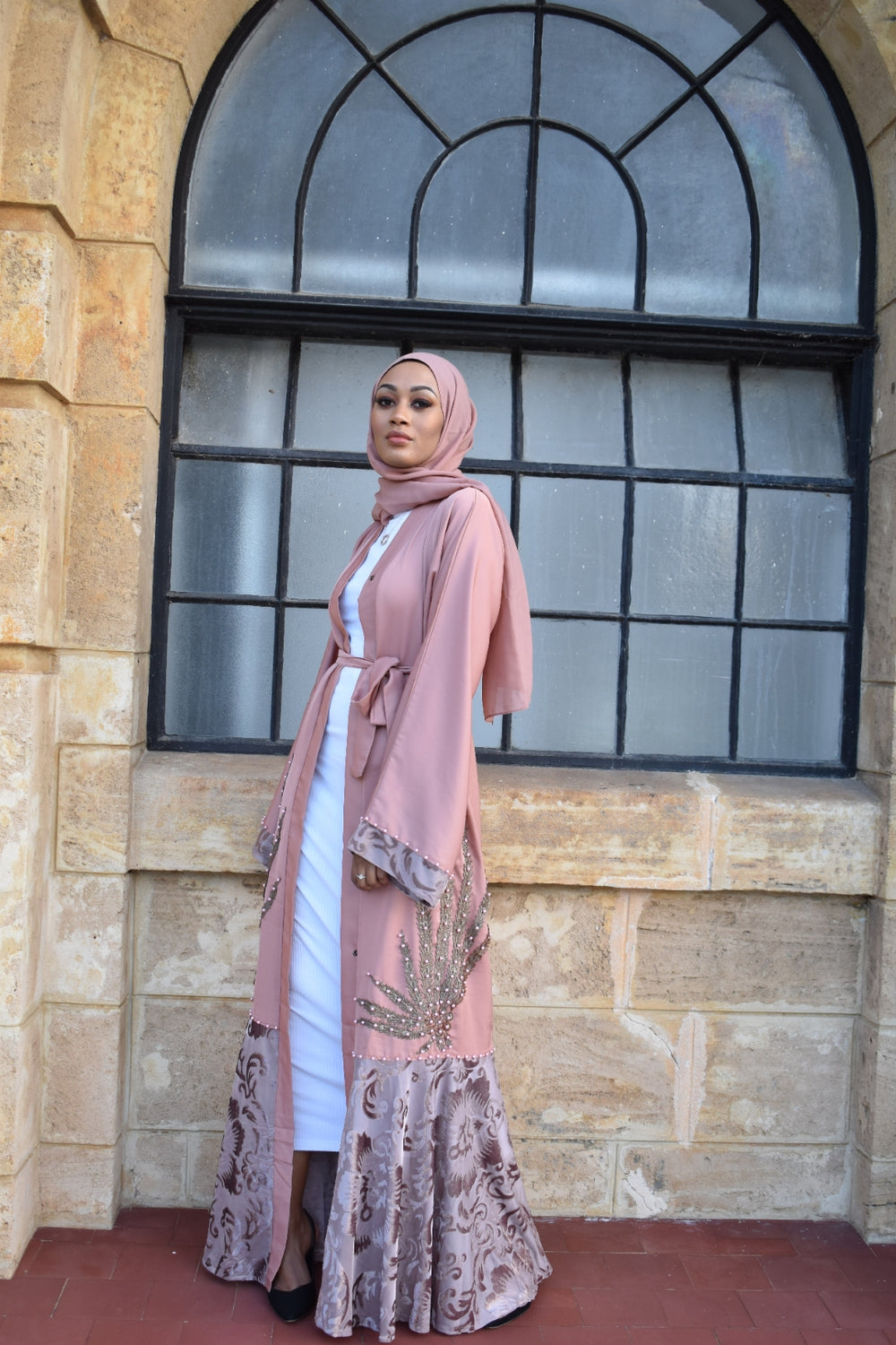 Ayah Dusty Tuaup Umbrella cut Open Abaya