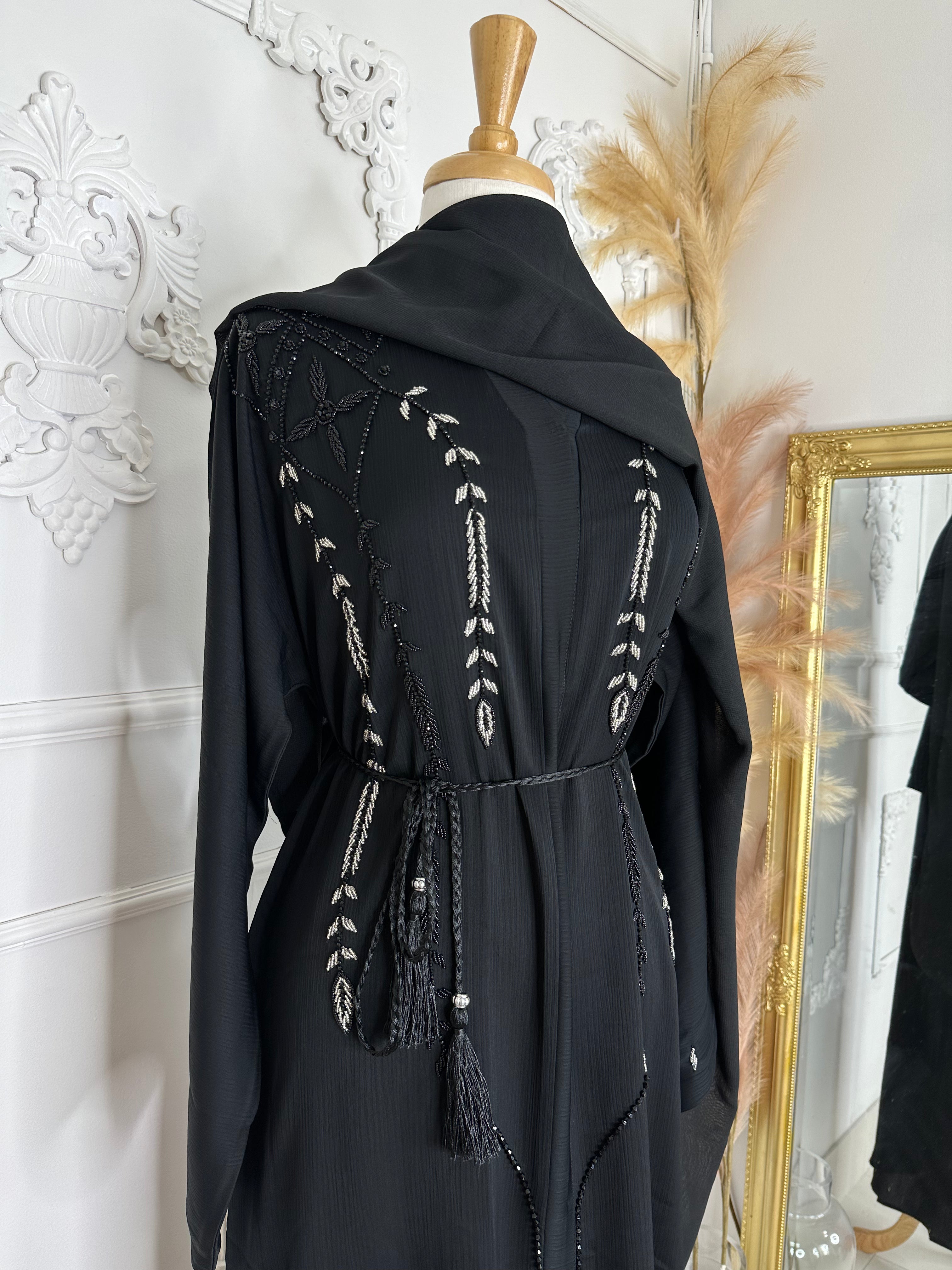 SEEMA CLOSED ABAYA