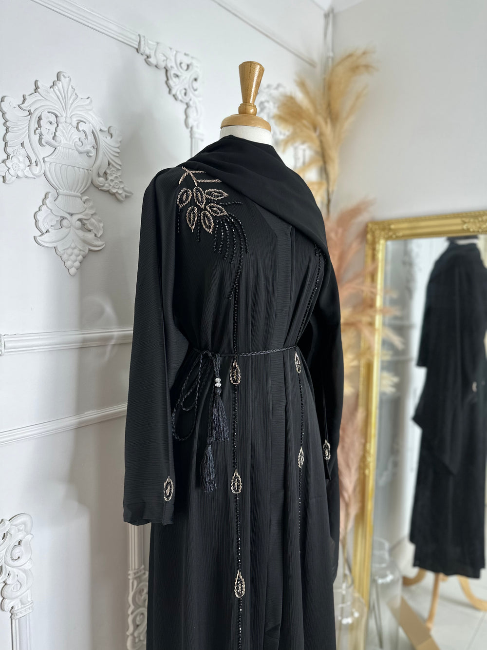 MUSTARIYA ABAYA