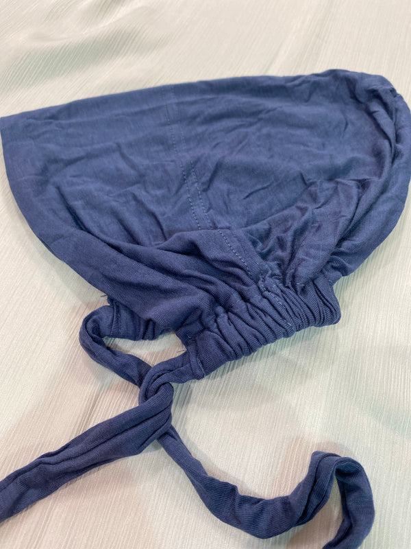 Adjustable closed Caps