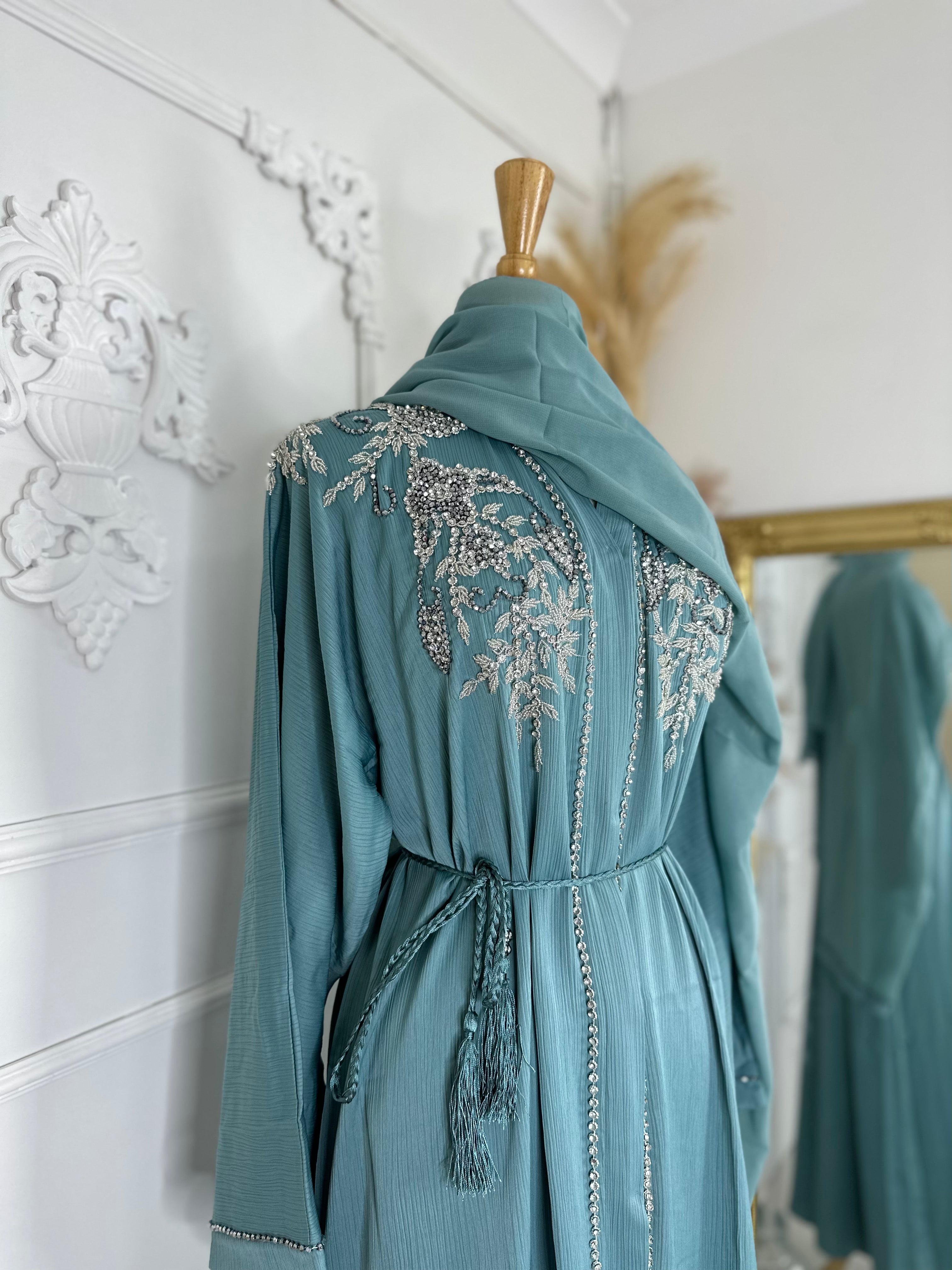 SUZAN ABAYA